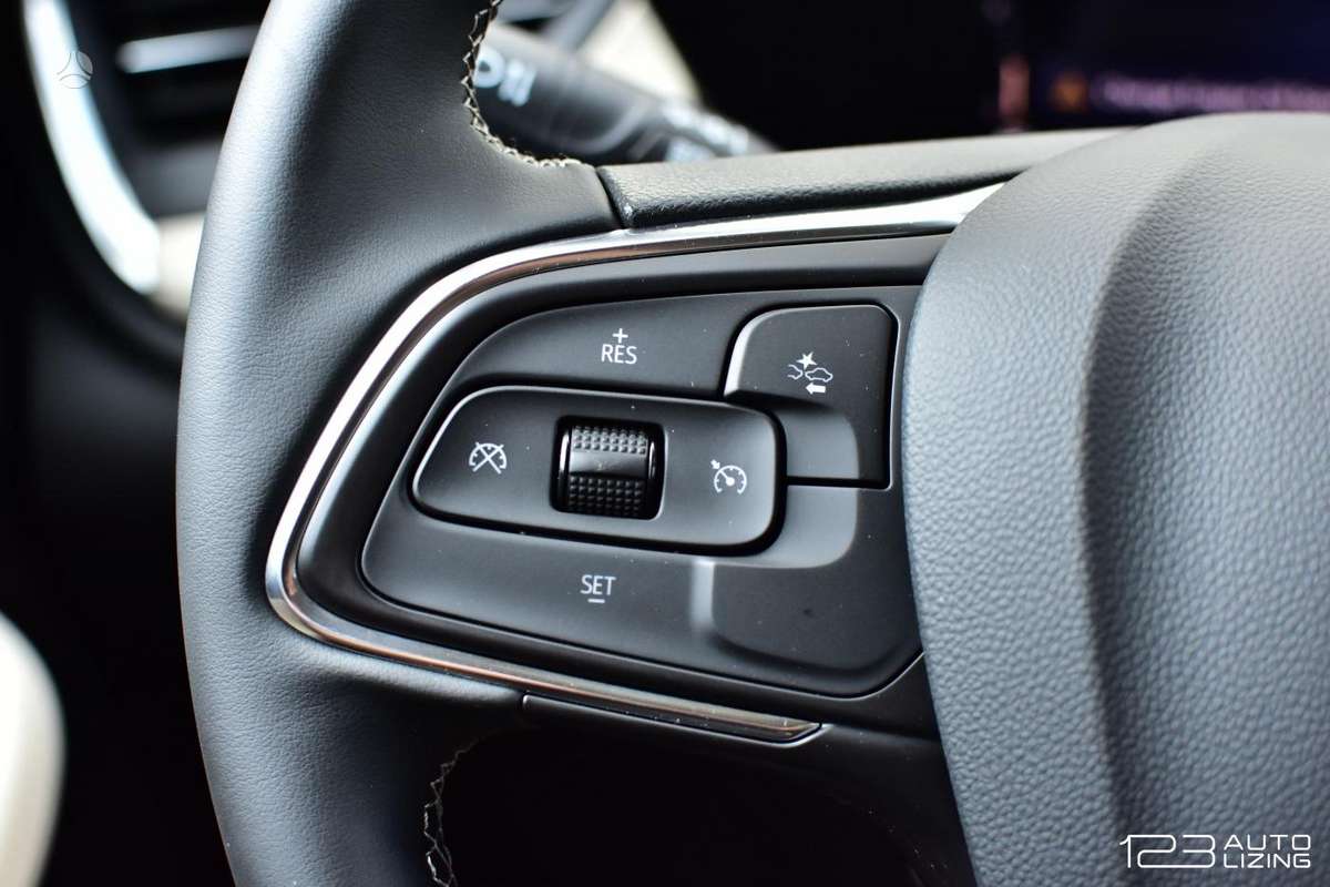 Buick Encore, 1.3 l., off-road / crossover
