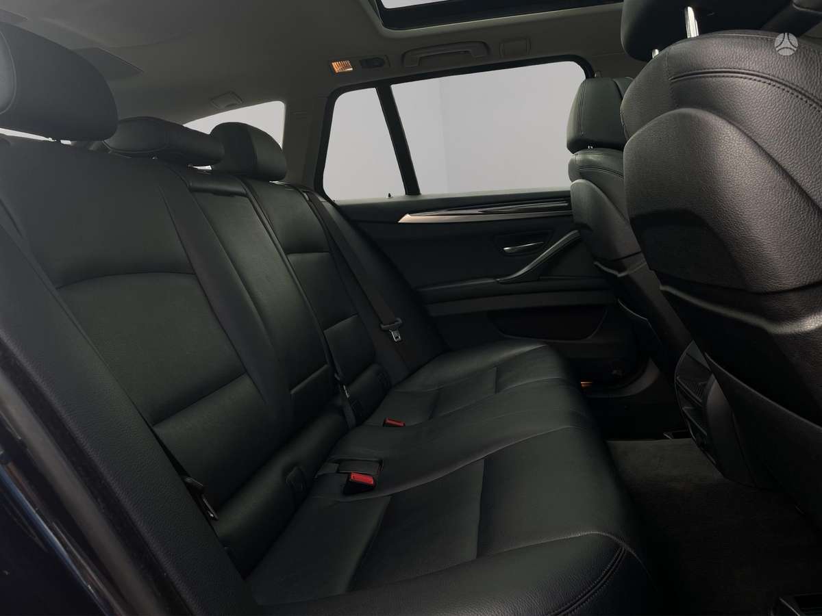 BMW 530, Универсал