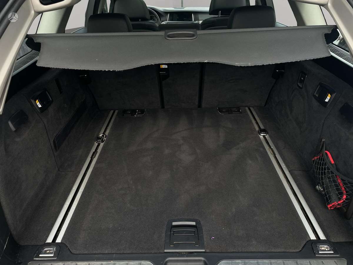 BMW 530, Универсал