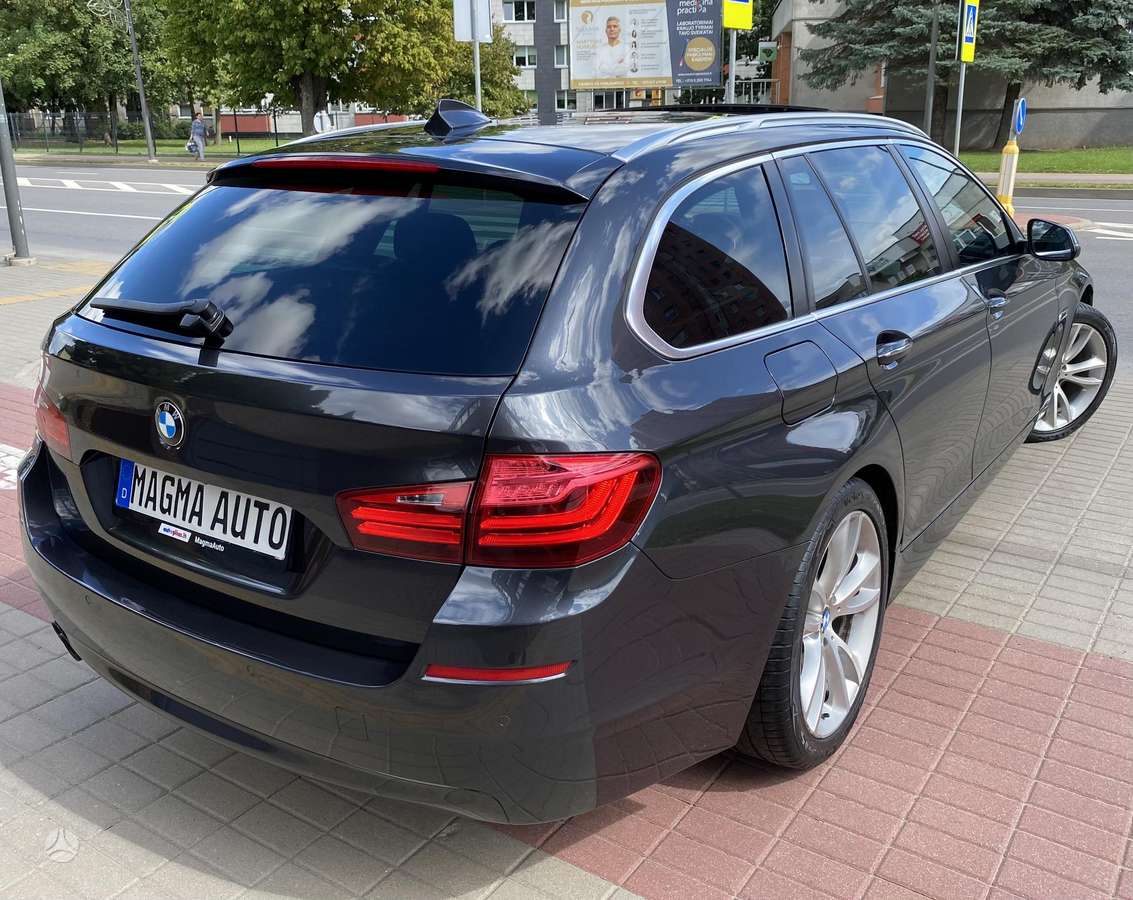 BMW 530, 3.0 l., wagon
