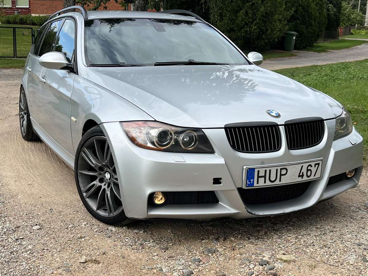 BMW 330, 3.0 l., wagon