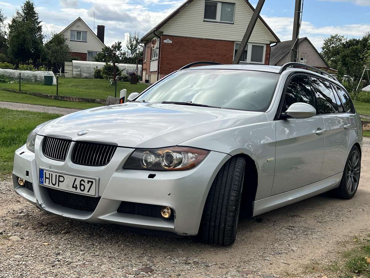 BMW 330, 3.0 l., wagon