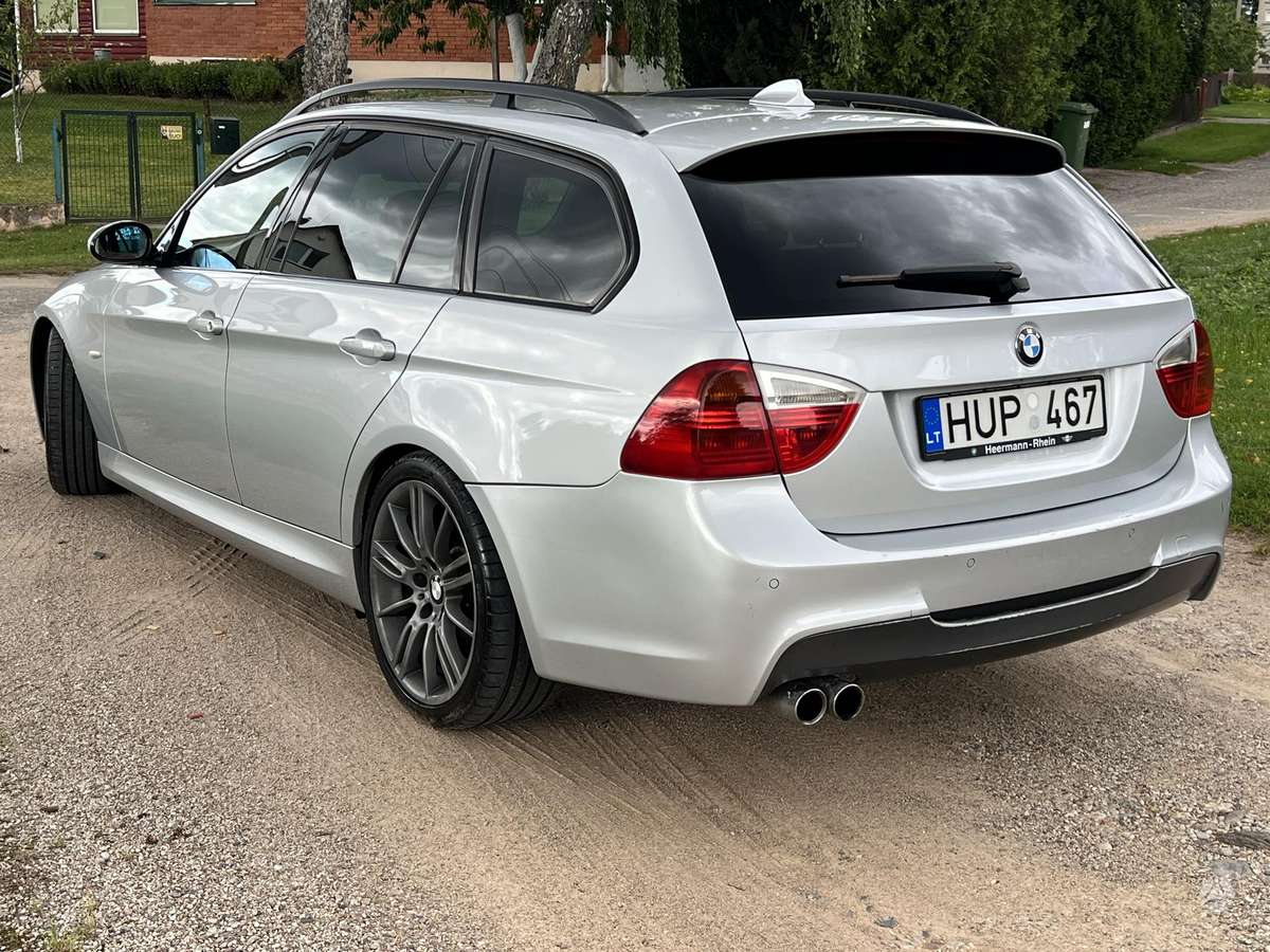 BMW 330, 3.0 l., Универсал