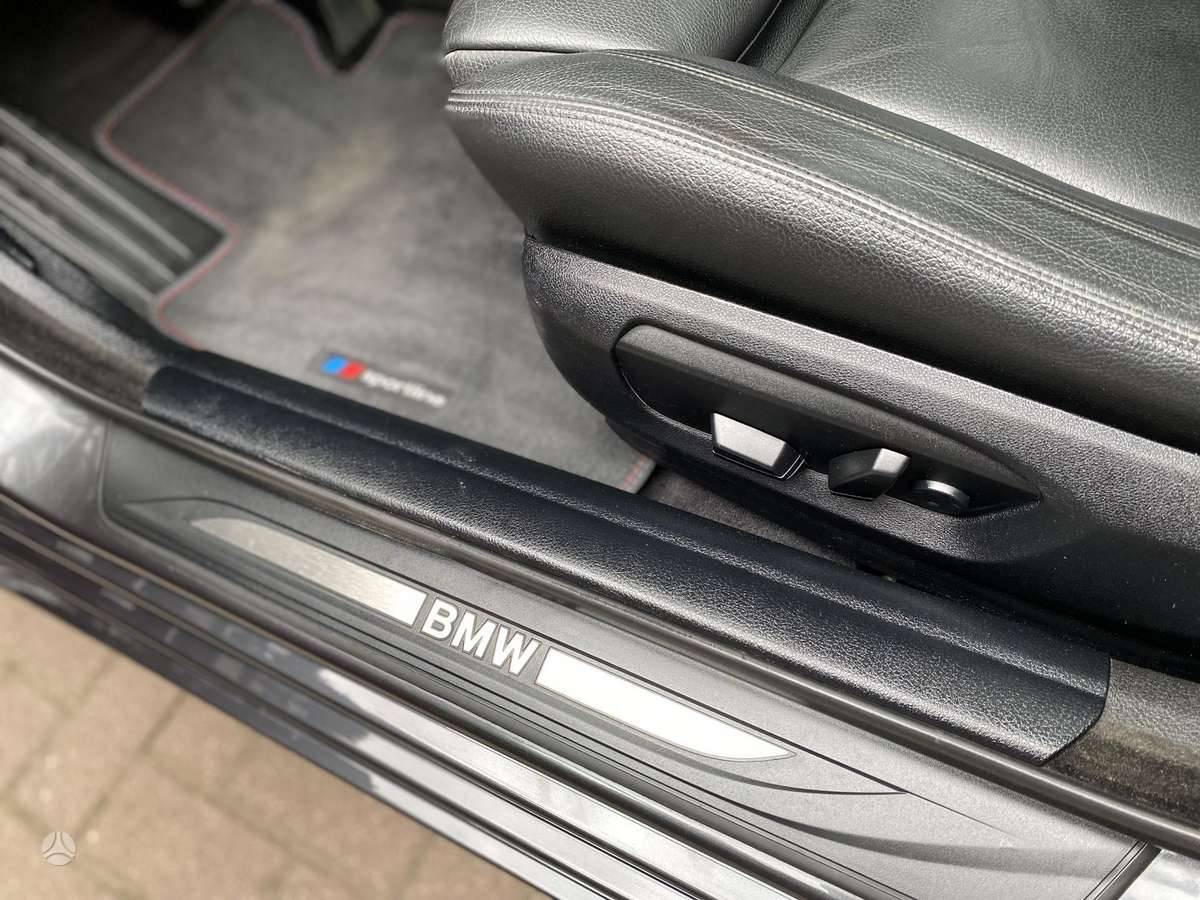 BMW 530, 3.0 l., wagon