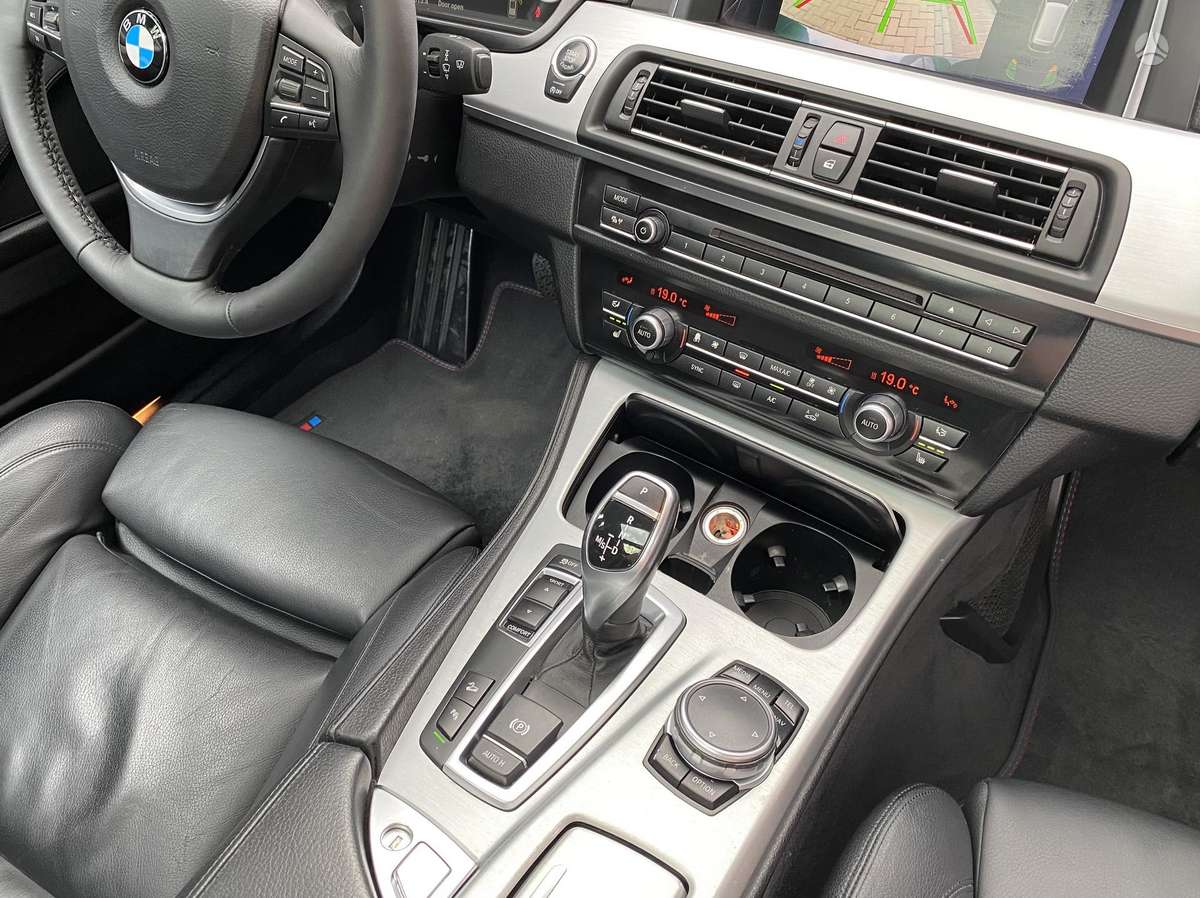 BMW 530, 3.0 l., wagon