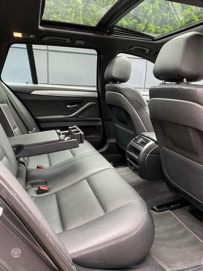BMW 530, 3.0 l., wagon