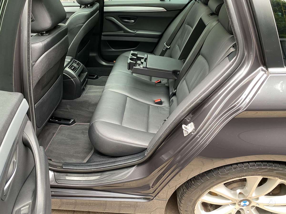 BMW 530, 3.0 l., wagon