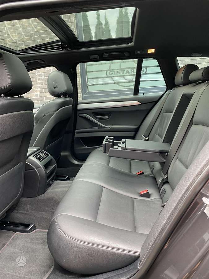 BMW 530, 3.0 l., wagon