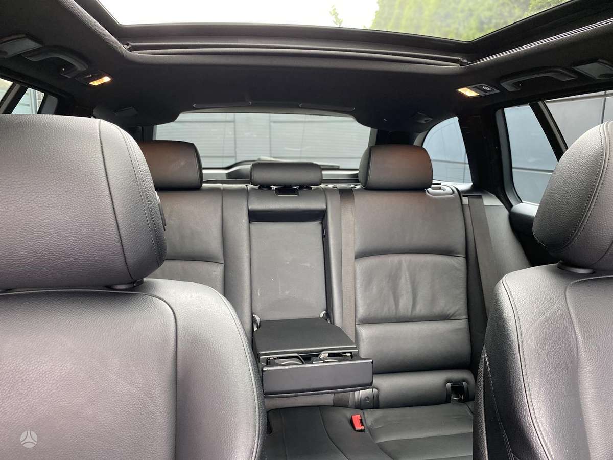 BMW 530, 3.0 l., wagon