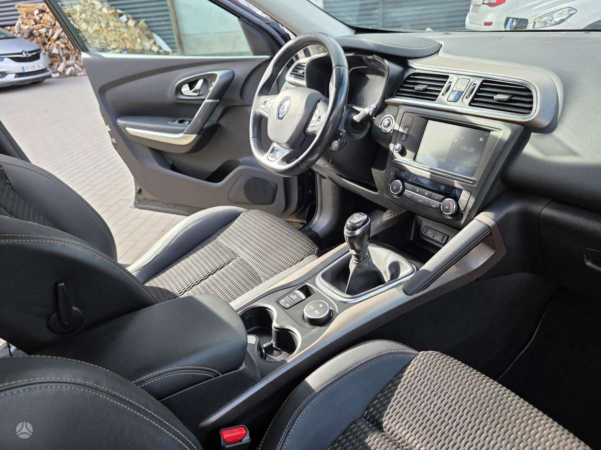 Renault Kadjar, 1.2 l., Внедорожник / Кроссовер