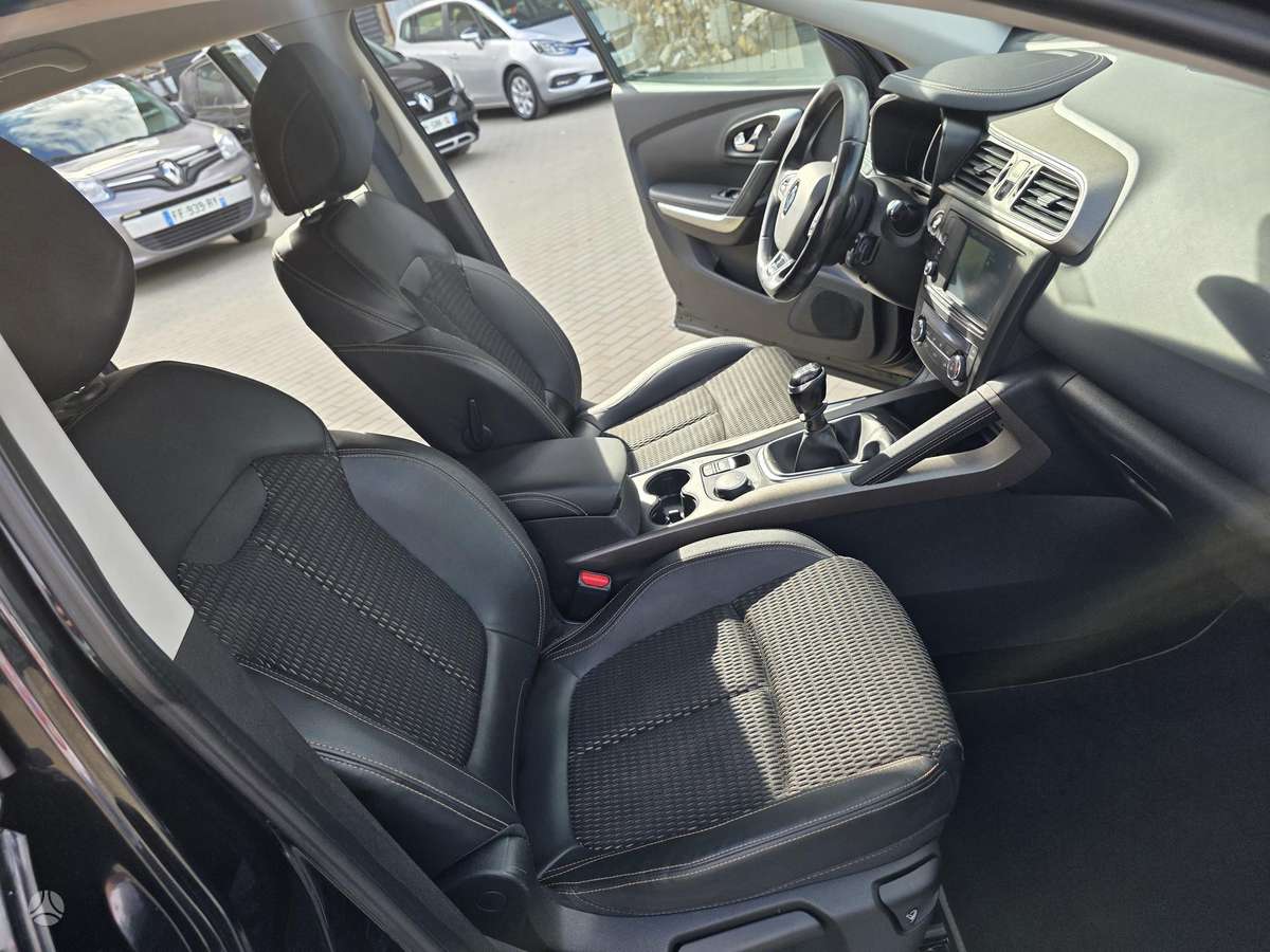 Renault Kadjar, 1.2 l., Внедорожник / Кроссовер