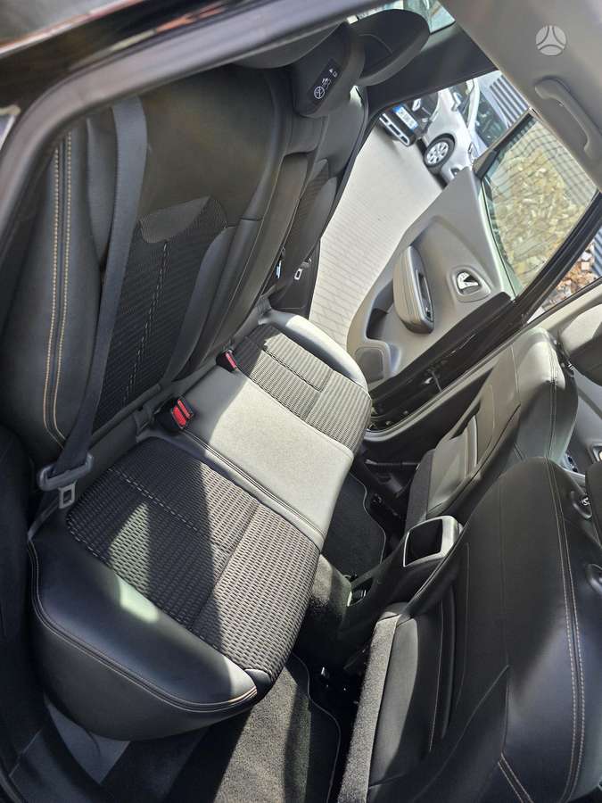 Renault Kadjar, 1.2 l., Внедорожник / Кроссовер