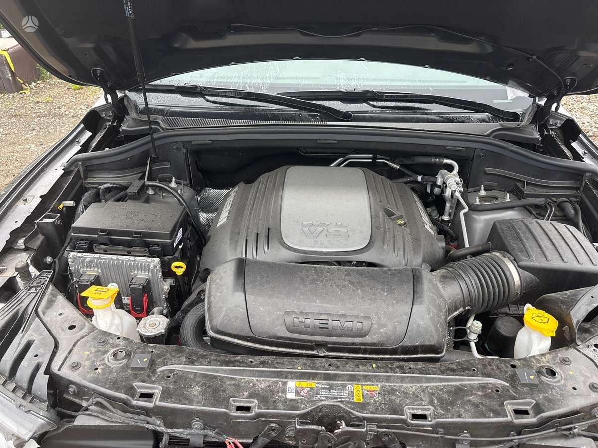 Dodge Durango, 5.7 l., off-road / crossover