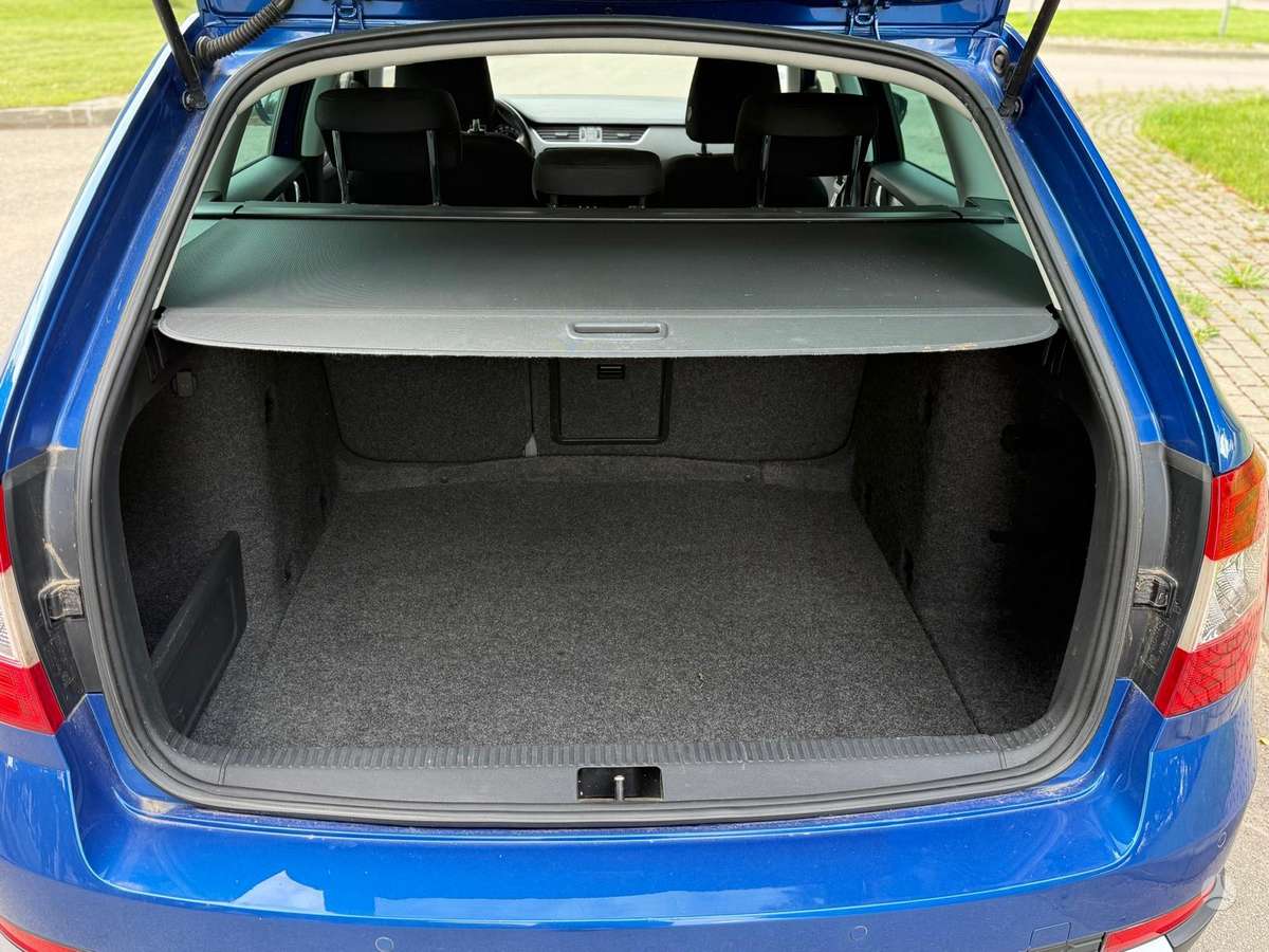 Skoda Octavia Scout, 2.0 l., Универсал