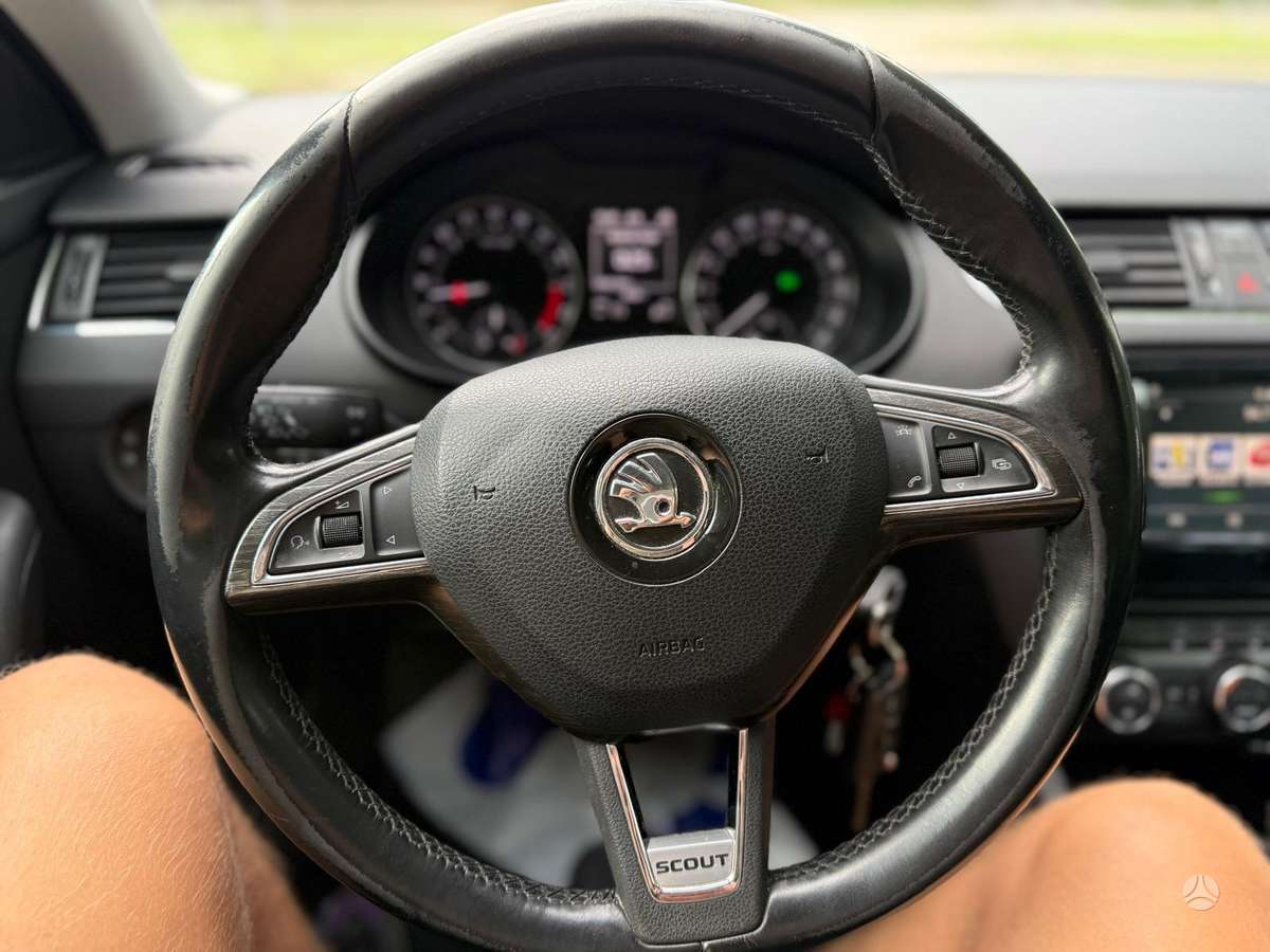 Skoda Octavia Scout, 2.0 l., Универсал