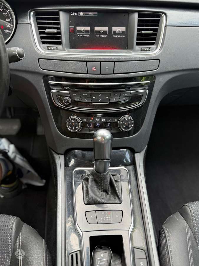 Skoda Octavia Scout, 2.0 l., Универсал