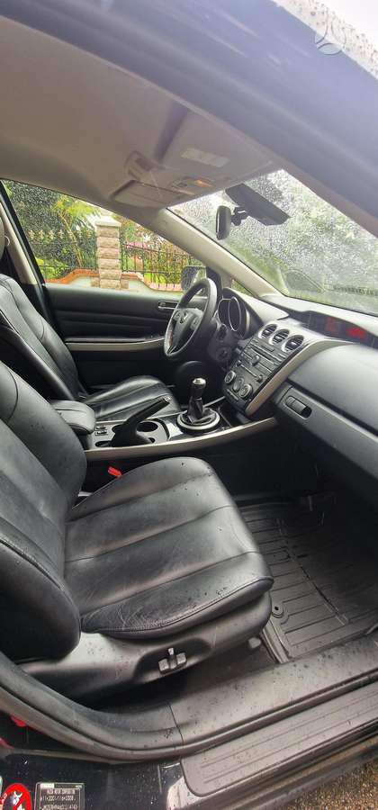 Mazda CX-7, 2.2 l., off-road / crossover