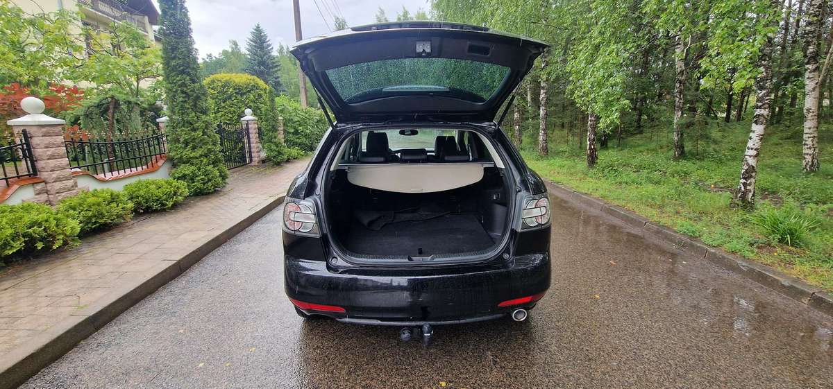 Mazda CX-7, 2.2 l., off-road / crossover