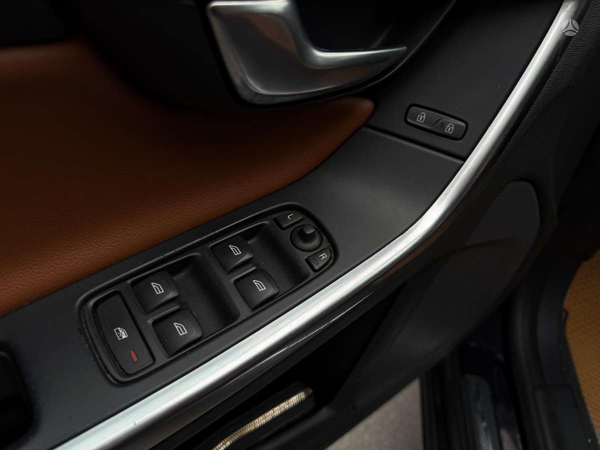 Volvo V60, 1.6 l., wagon