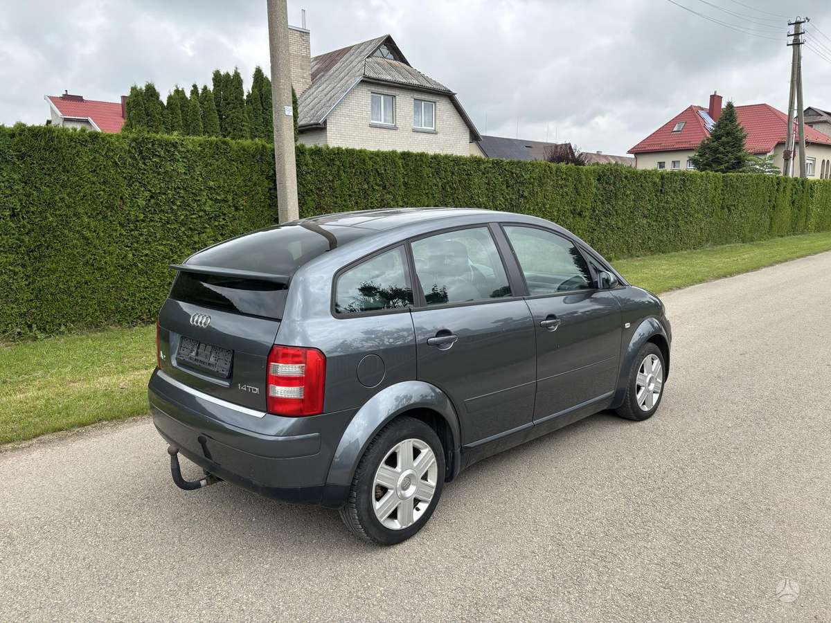 Audi A2, 1.4 l., Хэтчбек