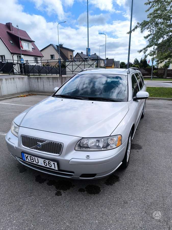 Volvo V70, 2.4 l., wagon