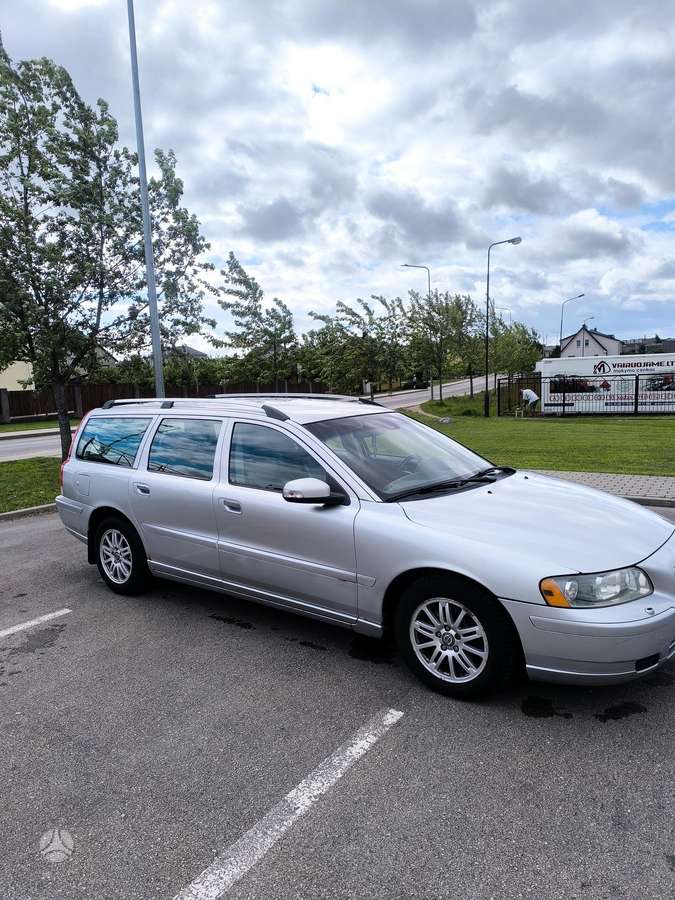Volvo V70, 2.4 l., wagon