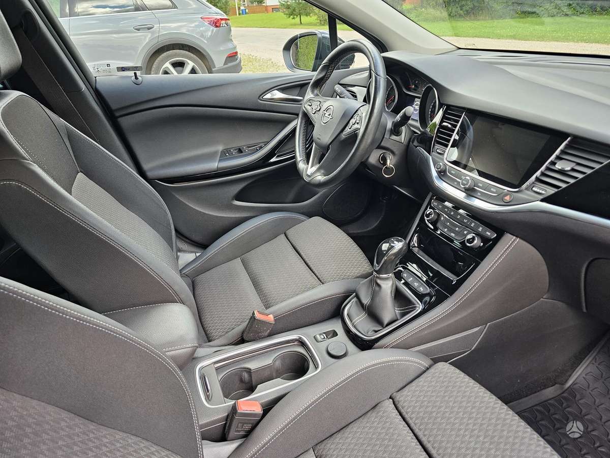 Opel Astra, 1.4 l., Хэтчбек
