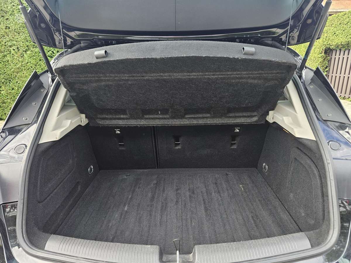 Opel Astra, 1.4 l., Хэтчбек