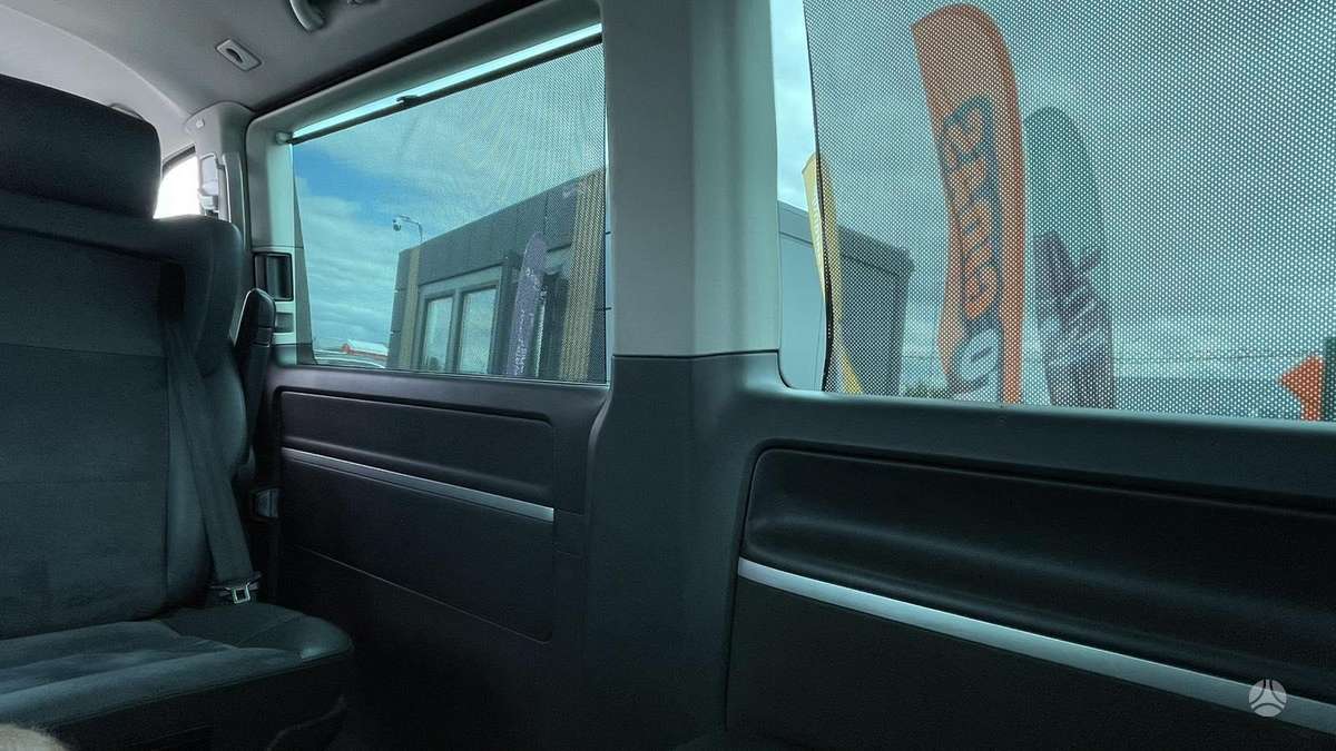 Volkswagen Multivan, 2.0 l., Минивэн