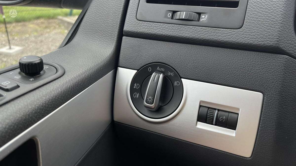 Volkswagen Multivan, 2.0 l., Минивэн