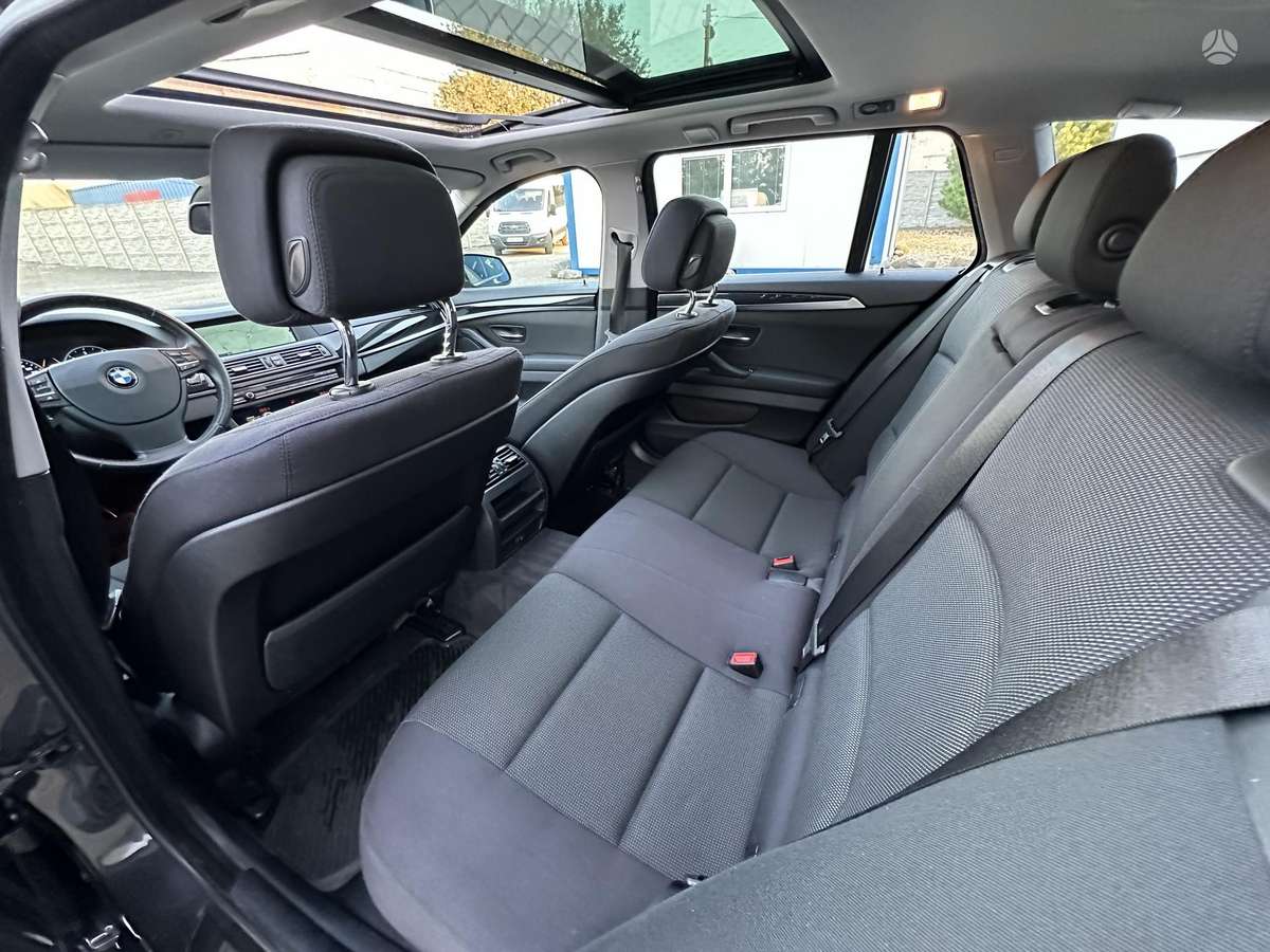 BMW 520, 2.0 l., wagon
