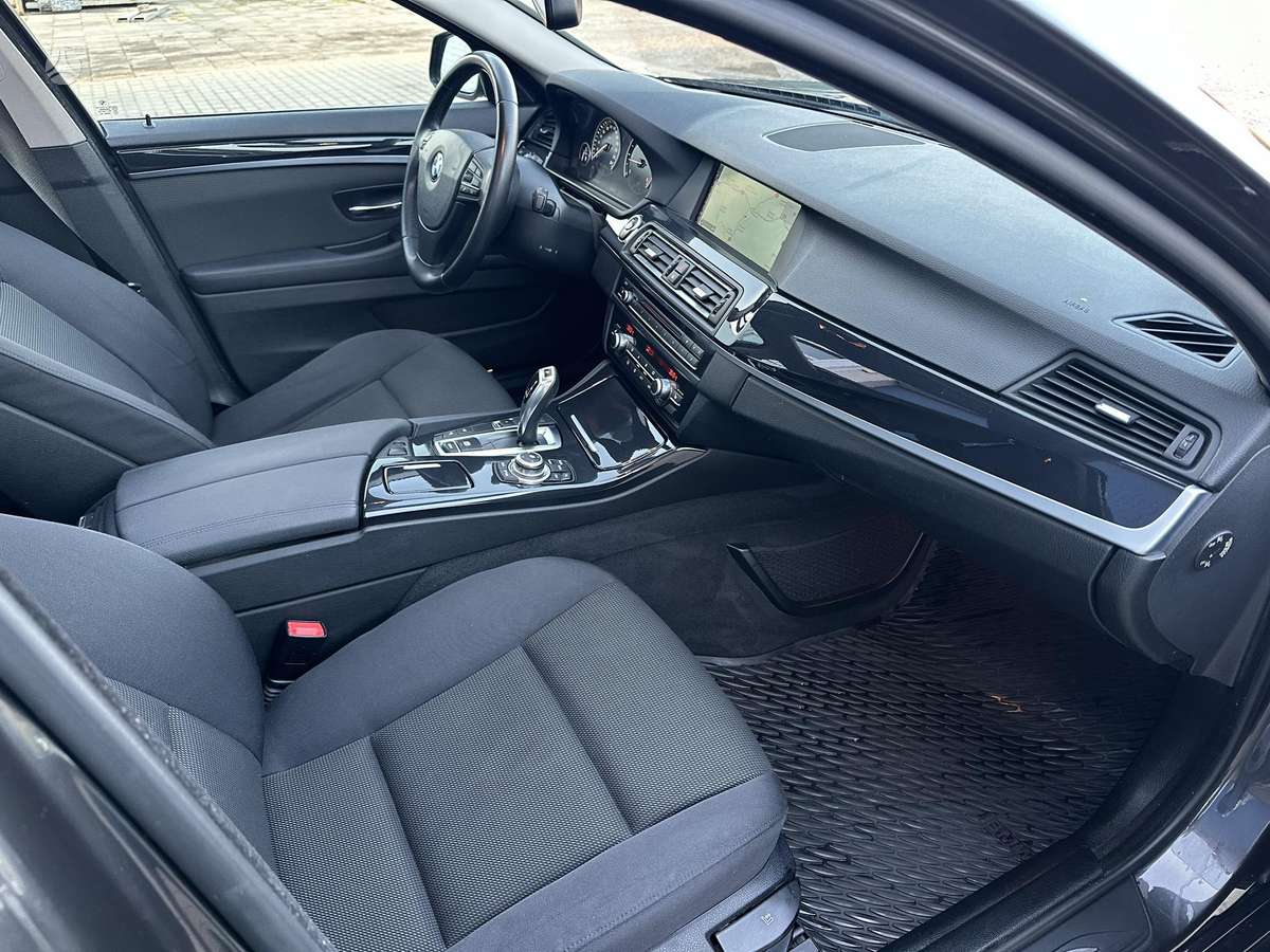 BMW 520, 2.0 l., wagon