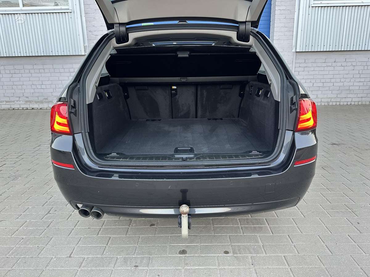 BMW 520, 2.0 l., wagon