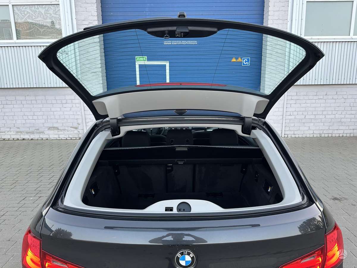 BMW 520, 2.0 l., wagon