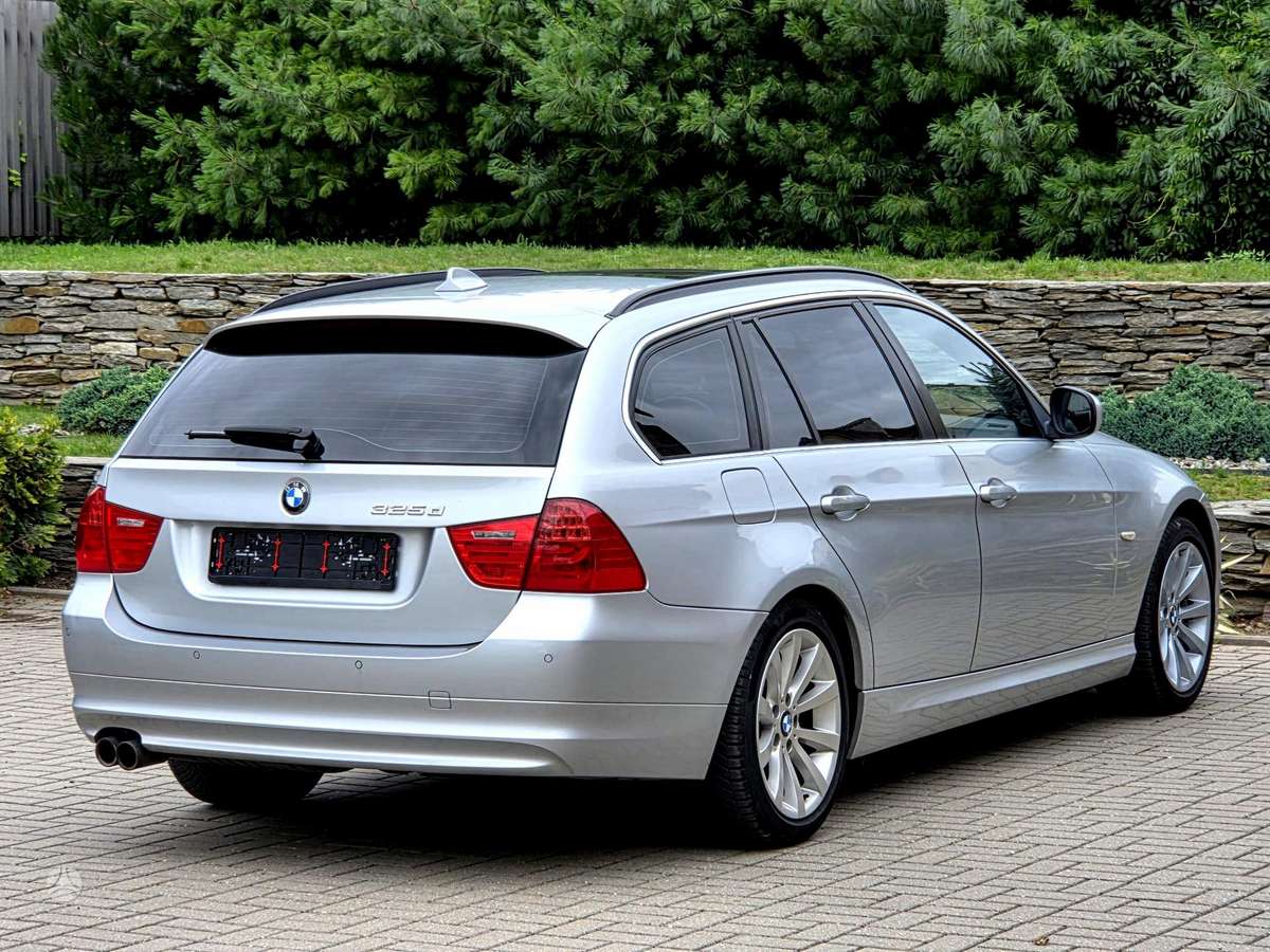 BMW 325, 3.0 l., universalas