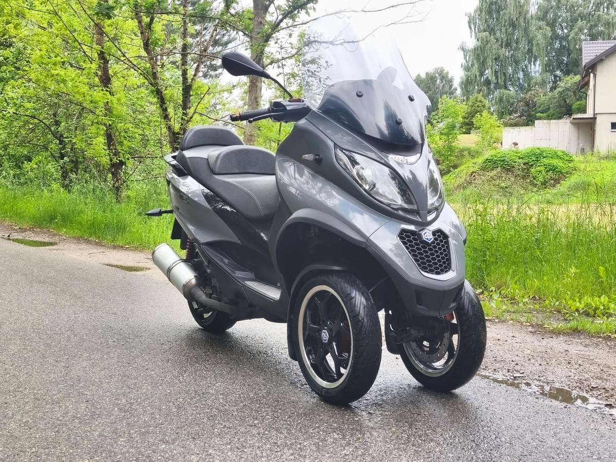 Piaggio MP3 500cc, мотороллеры / мопеды