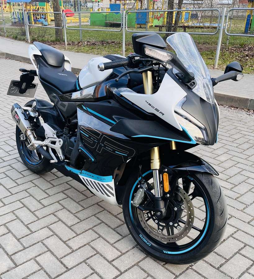 CFMOTO 450SR 449cc, superbikes
