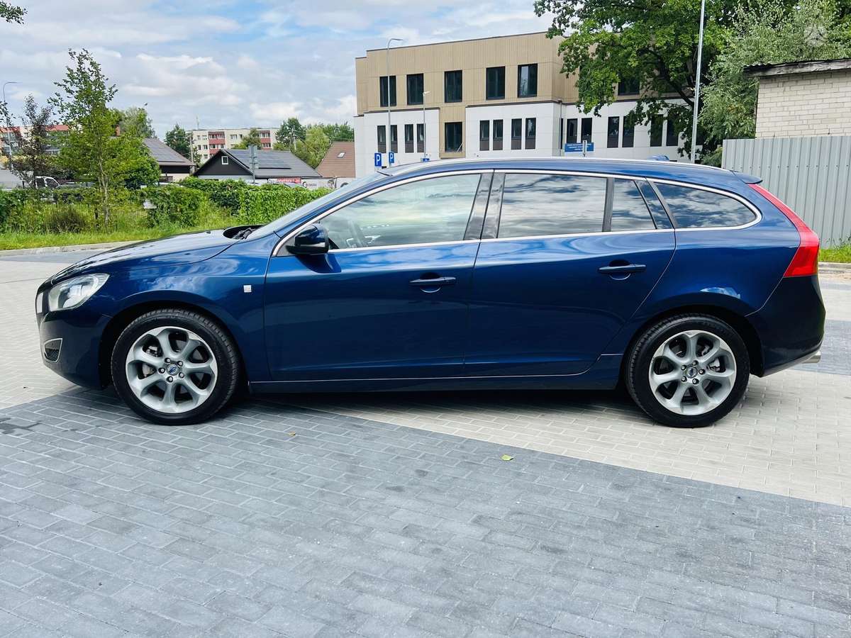 Volvo V60, 2.0 l., Универсал