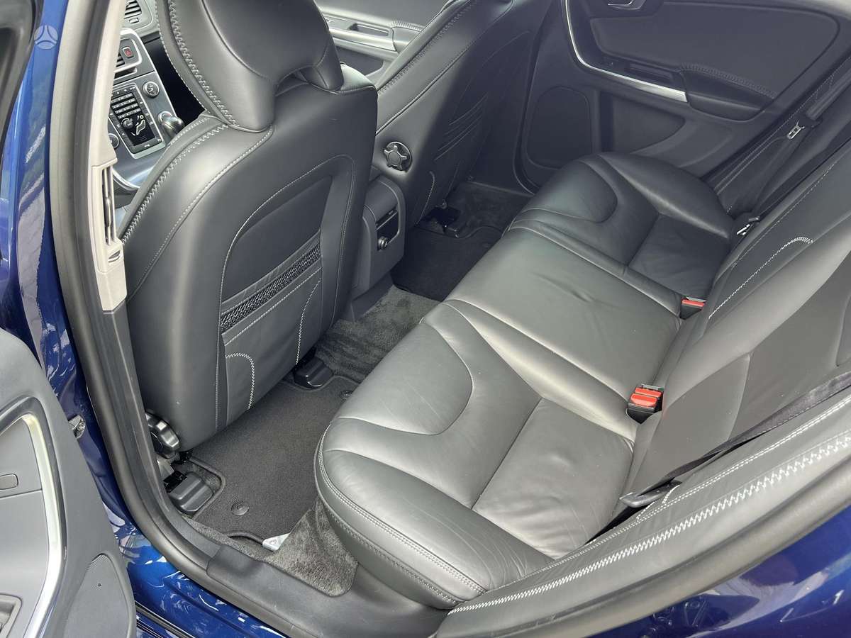 Volvo V60, 2.0 l., Универсал