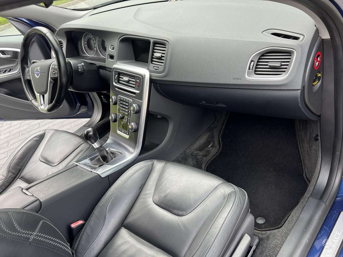 Volvo V60, 2.0 l., universalas