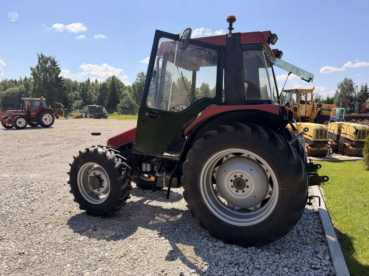 Case-IH 595AXL, tractors