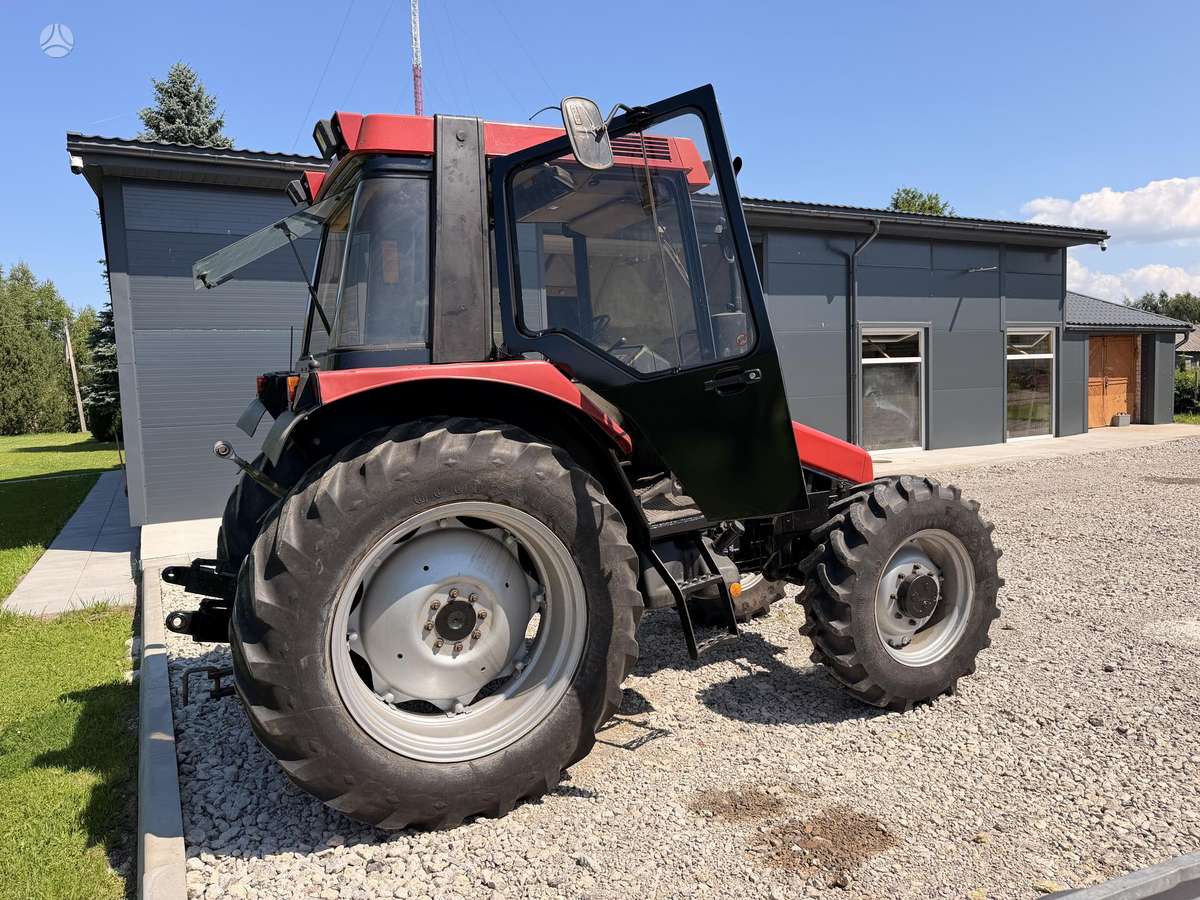 Case-IH 595AXL, tractors