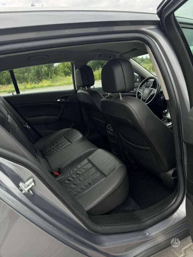 Opel Insignia, 1.6 l., Универсал