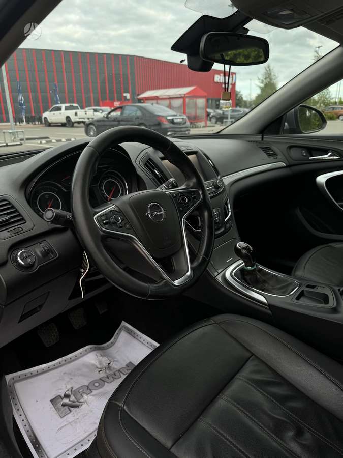 Opel Insignia, 1.6 l., Универсал
