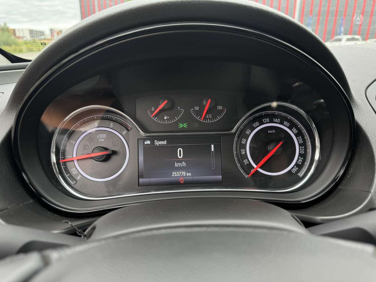 Opel Insignia, 1.6 l., Универсал