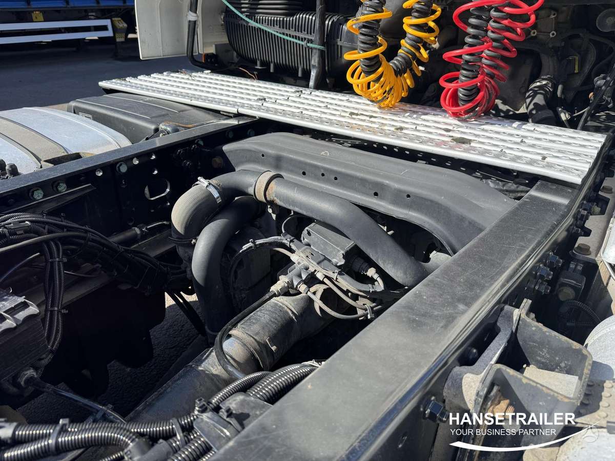 MAN TGX 18.460, 2 miegamosios vietos