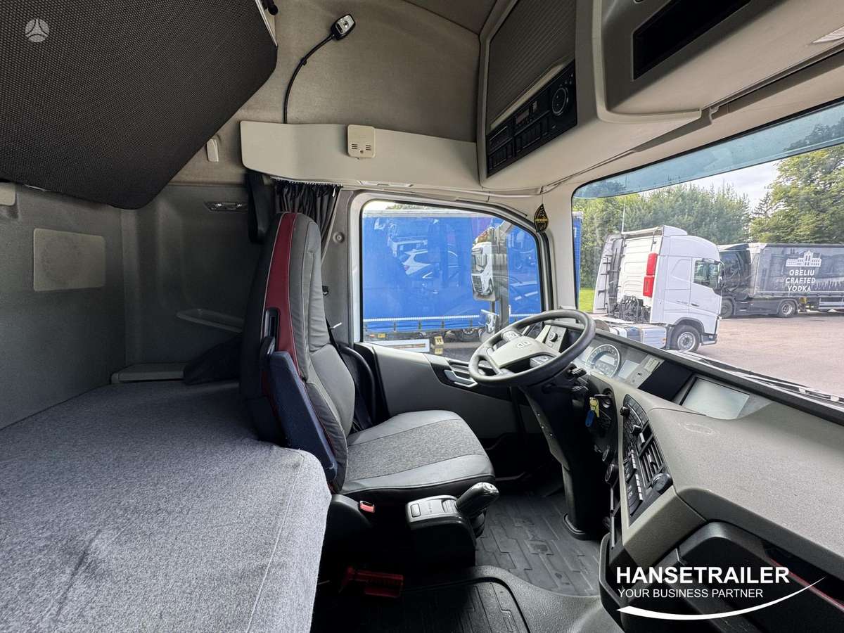 Volvo FH FH500, double sleeper