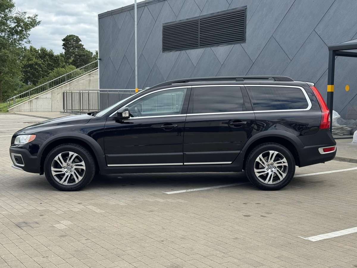 Volvo XC70, 2.4 l., wagon