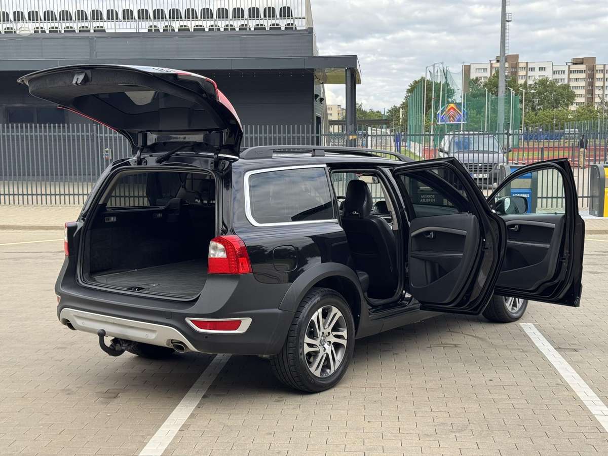 Volvo XC70, 2.4 l., Универсал