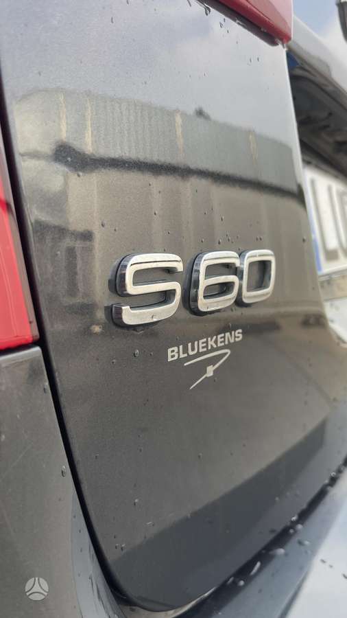 Volvo S60, 2.0 l., Седан